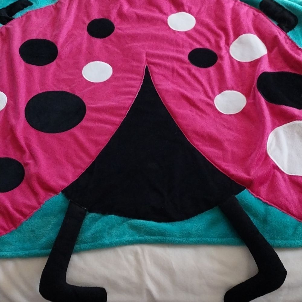 LADY BUG polyester plush hooded blanket size 27" x 52"
